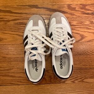 Adidas Samba white w 8 (fits like 8.5)